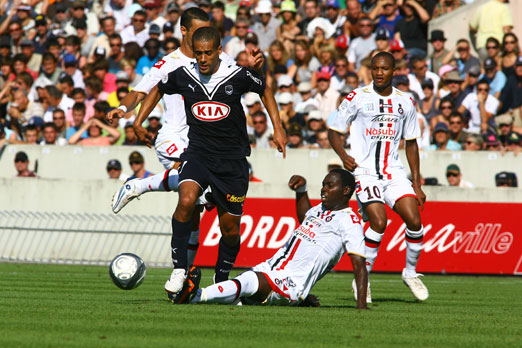 Onyekachi APAM avec ce maillot